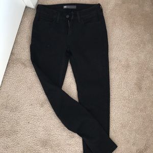 LEVI JEANS NEVER WORN!